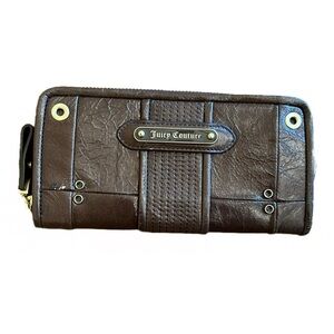 Juicy Couture Leather Full Zip Wallet